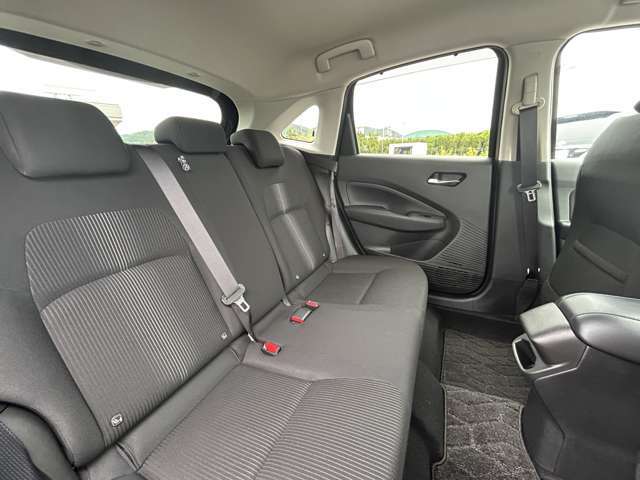 【2列目シート】現車の確認はお電話でも承っております。