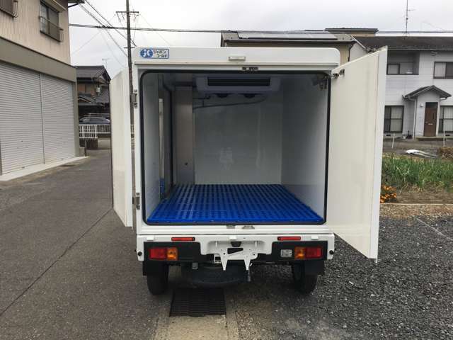 冷蔵冷凍車 低温-25℃設定 新品  REF TECH製　2コンプレッサー仕様。