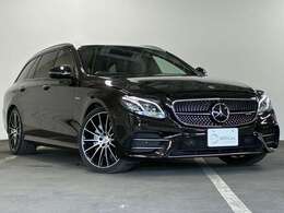 外装色はオブシディアンブラック。