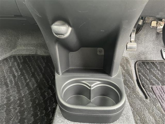 店舗にて現車の確認もいただけますので、お電話で在庫のご確認の上是非ご来店くださいませ！！店舗直通電話 0532-69-5171