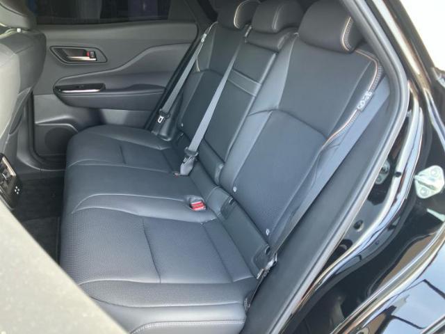 WECARSでは各商談席に大型モニターをご用意しております！見やすい大画面でゆったりと全国の在庫をご覧いただけます！是非ご来店お待ちしております！