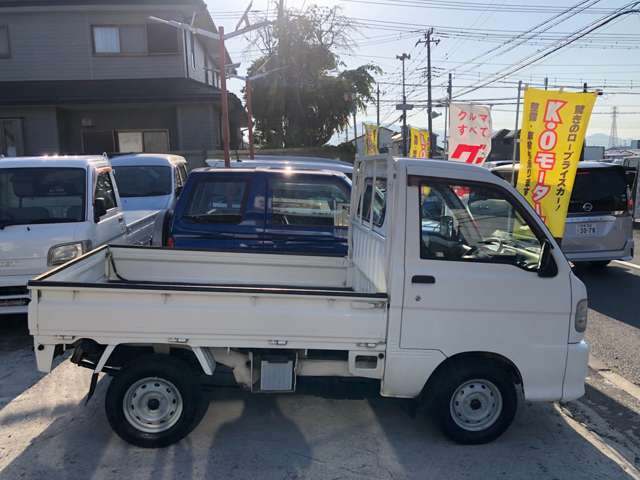 K.O　MOTORS神奈川県高座郡寒川町倉見1370-2、営業時間9:00～19:00、日曜日10：00～17：00、定休日：月曜日