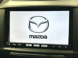 【純正ナビ】人気の純正ナビを装備。オーディオ機能も充実しており、Bluetooth接続すればお持ちのスマホやMP3プレイヤーの音楽を再生可能！毎日の運転がさらに楽しくなります！！