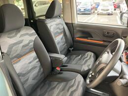 「この車の写真をもっと見たい」「状態が気になる」「この装備はついている？」どんな小さな疑問でもお気軽にお問い合わせください！