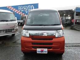 お車の事ならお任せ下さい。セダン＆1BOXカーを中心に展示中です。高価買取も実施中。お電話お待ちしております！