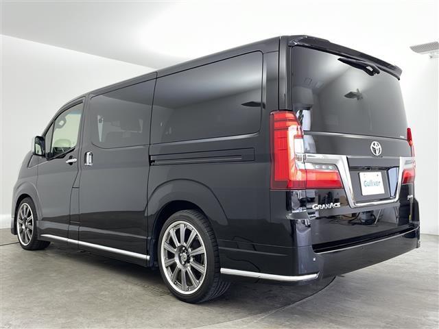 ・nanoe・パワーシート・純正フロアマット・両側パワースライドドア・Aftermarket20インチアルミホイール・フロントエアロ・横滑り防止装置・盗難防止装置