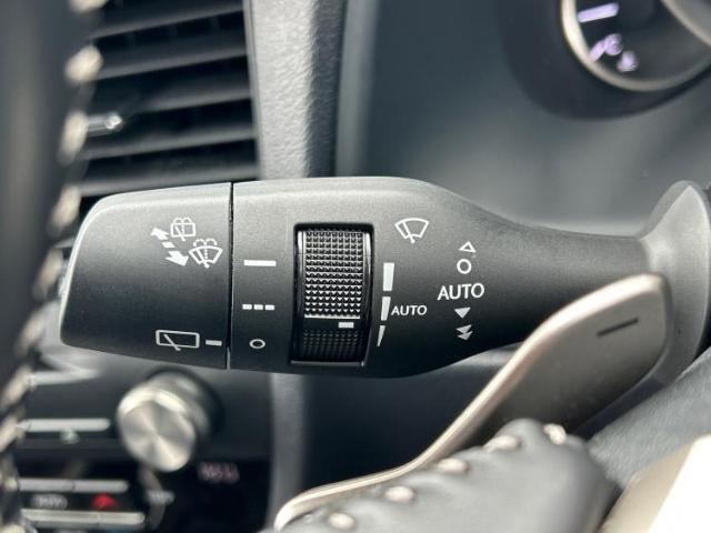 国産車から輸入車まで多様なお客様のニーズのお応えできるように、全国規模で豊富な在庫展開！車のことならWECARSへ！