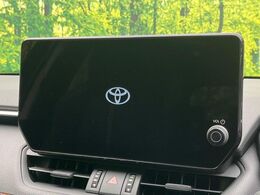 【純正ナビ】人気の純正ナビを装備。オーディオ機能も充実しており、Bluetooth接続すればお持ちのスマホやMP3プレイヤーの音楽を再生可能！毎日の運転がさらに楽しくなります！！