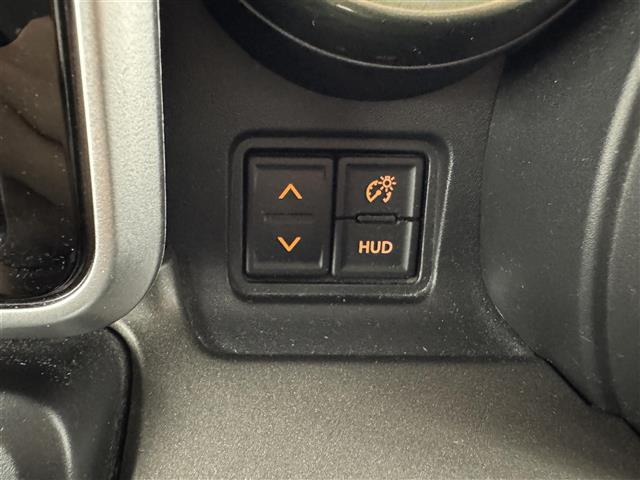 【運転席操作部】快適なドライブを楽しむための機能が装備されています！運転席から触れるので、使いやすいです！除菌プランいれていただくと、さらに清潔で安心していただけます！