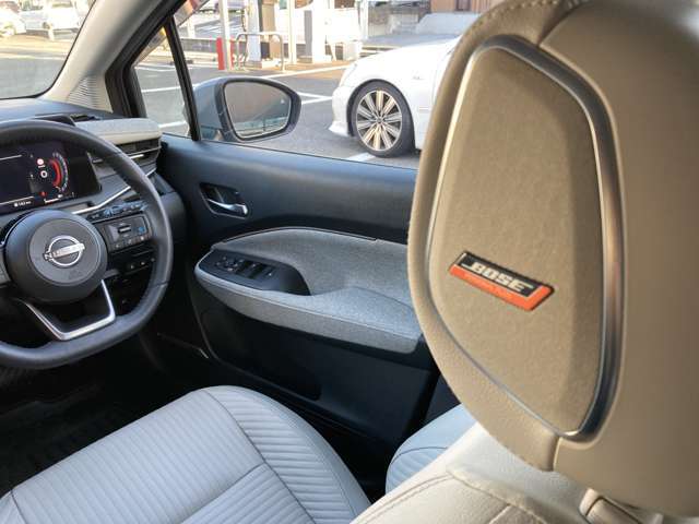 国内初搭載！BOSEパーソナルプラスサウンドシステム☆ヘッドレストスピーカーから高級感あるサウンドを体験いただけます♪