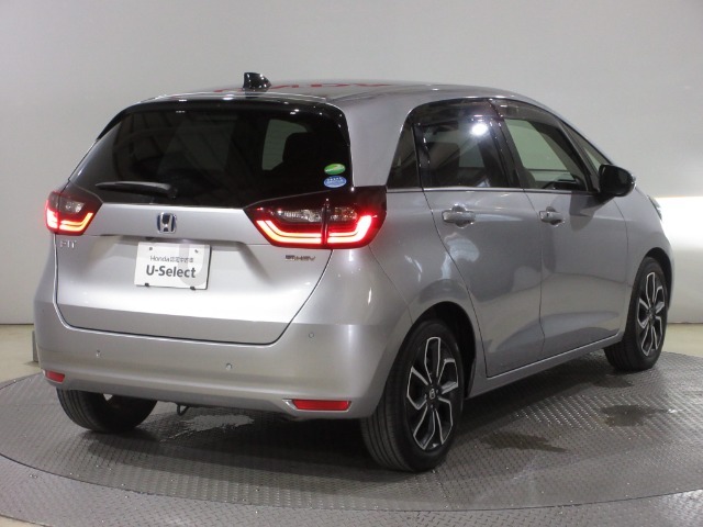 ボディクリーニング後、愛車をピカピカの状態へ保護するコーティング「ブライトパック」がおススメです！水垢がつきにくく、手入れがしやすくなりますよ！いつも愛車をきれいにしておきたい方におススメです。