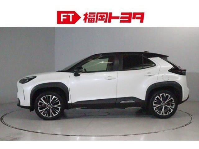 トヨタ認定中古車、評価4。キズ、へこみが少なく全体的に良好です。