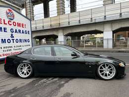 現車を確認できないお客様の為に気になる部分を撮影し写真や動画にてお送りすることも可能です。また、ビデオ通話機能を使用し現車を映しながらお話しすることも可能ですのでお気軽にお尋ねください。