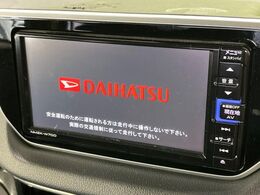 【純正7型ナビ】人気の純正ナビを装備。オーディオ機能も充実しており、Bluetooth接続すればお持ちのスマホやMP3プレイヤーの音楽を再生可能！毎日の運転がさらに楽しくなります！！