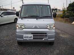 ディーラー出身の私が仕入れから展示、お渡しまで、整備士の私が責任を持って安心をお届けいたします。