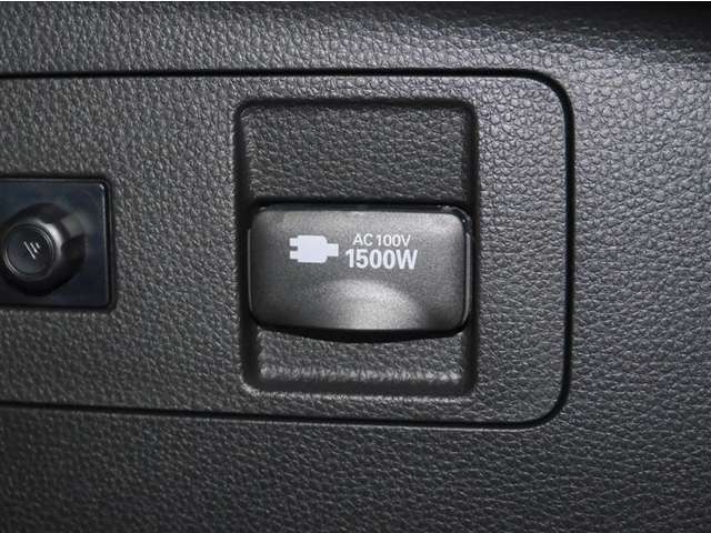 1500Wまで使えるAC100Vコンセント