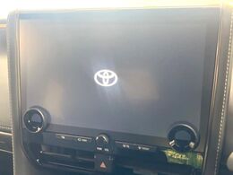 【14インチ　ディスプレイオーディオ】大画面のディスプレイはAppleCarPlayやAndroidAutoが利用可能。大きな画面でスマホナビアプリ等が利用いただけます♪