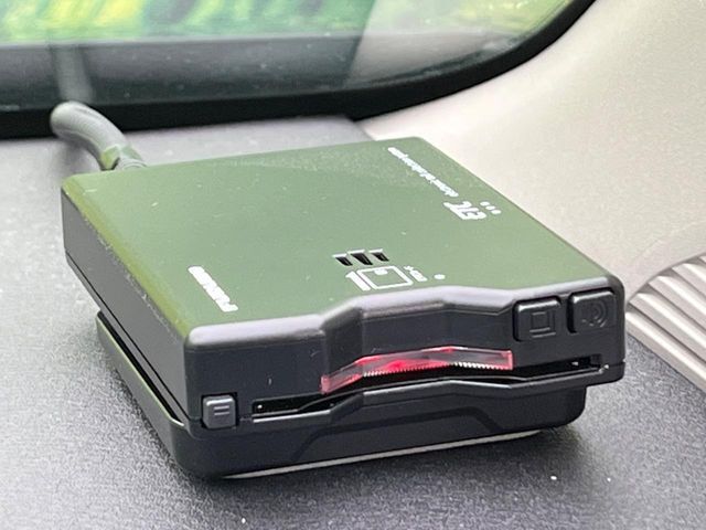 【ETC】高速道路の料金所をストレスなく通過！話題のスポットやサービスエリアに多い「スマートIC」利用時は必須のアイテムです。当店でセットアップを実施、ご納車当日からすぐにご利用いただけます！