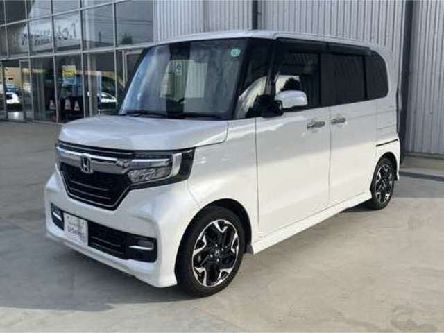 ホンダの中古車・新車販売をしているホンダカーズ茨城西守谷絹の台店です！車のプロがお客様のカーライフのサポートを致します。