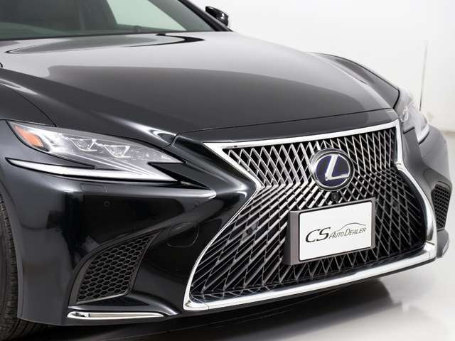 ヘッドライトも綺麗でございます！！これまでの様々な施工実績の知識を交えお客様のご要望にお応え出来る様サポートさせて頂きます！！