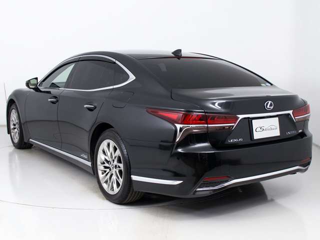 お車の下取りもお任せ下さい！国産、外車、年式、走行距離問わず、どんなお車でも下取りさせて頂きます。皆様のご相談お待ちしております！