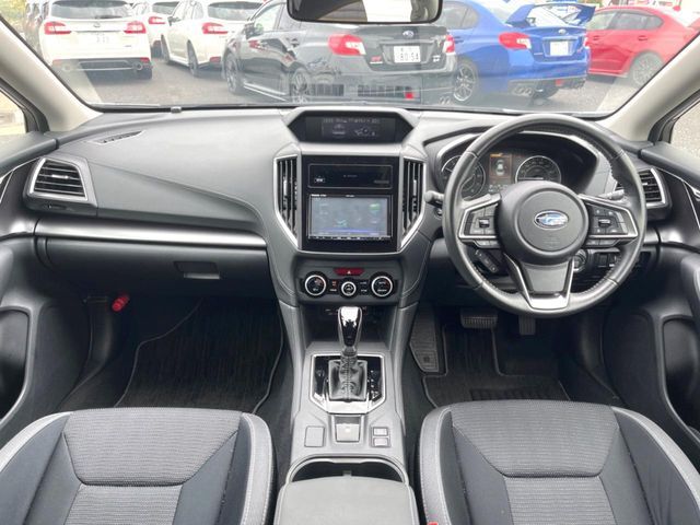 グループ総在庫数約30，000台！！全国の系列店からメーカー・車種問わずご紹介出来るので、あなたにピッタリのお車が見つかるはずです♪まずはお問い合わせ下さい☆