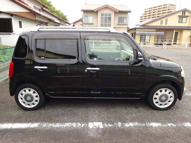 オイル交換お得キャンペーン。軽自動車（オイル代、工賃含む）一台なんと￥1100。普通自動車（オイル代、工賃含む）一台なんと￥2200。ご自宅や職場に無料出張あり。お電話お待ちしております。