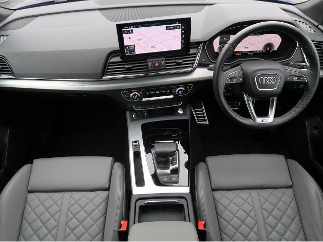 ●【認定中古車】Audi専門のテクニシャンが、100項目にもおよぶ精密な点検を実施。すべてをクリアしたAudi車のみが対象となります。