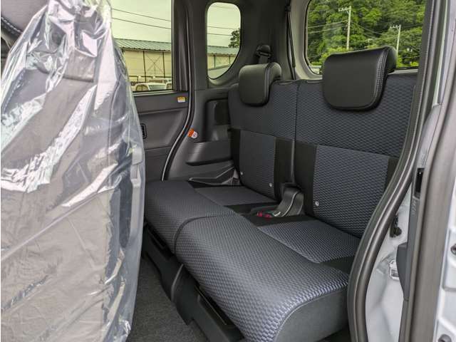 内装色はベージュになります。室内は明るく、清潔感があります。少し広く見えるのも特徴です。埼玉/茨城/群馬/栃木/神奈川/千葉/山梨/長野/愛知/静岡