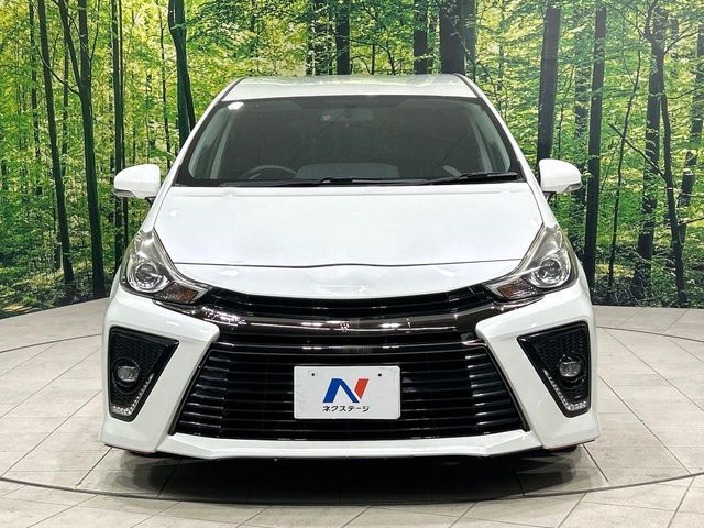 弊社では、全車『修復歴なし』のお車のみ取り扱っております。専任バイヤーによる厳選した仕入れの後、入庫後の車両チェックを行い、ネクステージが認定した高品質な中古車をご提供しております。