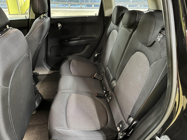 オートローンも当店にお任せ下さい！中古車・未使用車・新車とも最長120回払いまでOK♪審査に自信！審査時間最短15分！全力でご対応致しますので遠慮なくご相談ください♪TEL⇒027-350-1911