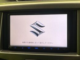 【純正ナビ】人気の純正ナビを装備。オーディオ機能も充実しており、Bluetooth接続すればお持ちのスマホやMP3プレイヤーの音楽を再生可能！毎日の運転がさらに楽しくなります！！