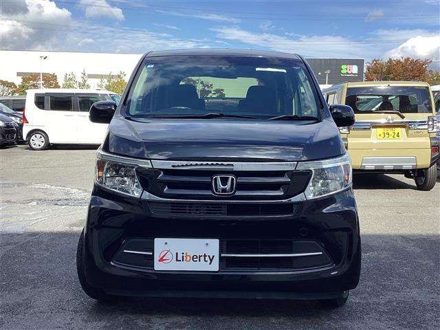 ■□■□■ グループ年間総販売台数は20000台！！  販売分だけ仕入れるので、最新の車が在庫に並びます！！  ■□■□■