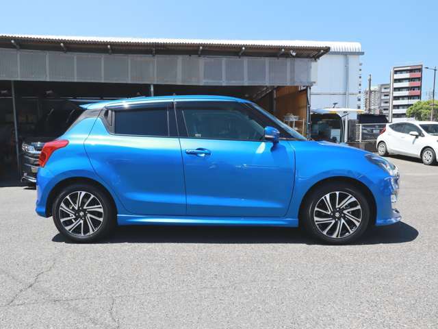 5速　禁煙車！8インチナビTV後カメラBT　ドラレコ　ETC　ブラスポモニター　リアPセンサー　LED　フォグ　アルミ　外装に目立つ傷もなく程度良好なお車です！程度を重視したいお客様もナットク！