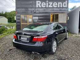 ハイブリッド4WD