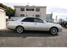 BBS 17インチアルミ・純正アルミもあります。