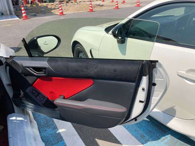 運転席ドア内側★