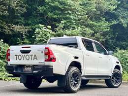 【Brat BASE野田】は全国ガリバー店舗を運営する東証プライム上場の「IDOMグループ」が運営するSUVをメインとした「カスタム車両直売店」です。