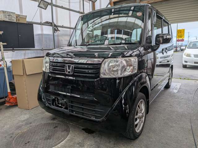 車検付きの中古車を現車確認当日そのままお持ち帰りいただく場合は、軽自動車の場合は自動車税2年分の預かり金＋補償金と保証人が必要です。詳しくは下記サイトからhttp://jclick.info/jcc/kounyuu.pdf 電話質問不可