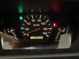 【スピードメーター】メーターがシンプルで見やすく運転しやすいですね！