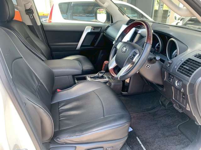 トータルにお客様のカーライフをサポートします！車両販売・整備・保険・買取など、お車に関わること全てにご対応させて頂いております！