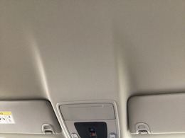 Honda CONNECT搭載車です。「Honda Total Care プレミアム」に加入頂くと、「緊急サポートセンター」や「Honda ALSOK駆けつけサービス」などのサービスが受けられます。