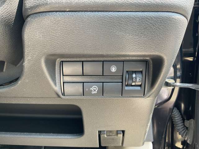 衝突回避システムや予防安全性能が充実していますので安心して運転できます