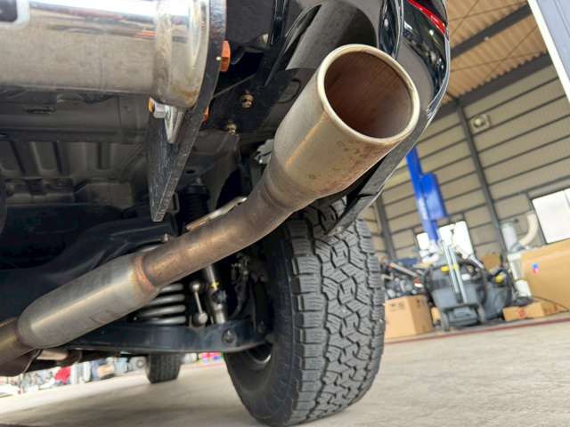 松阪市上川町にございます株式会社CAR′s　CRAFTと申します♪