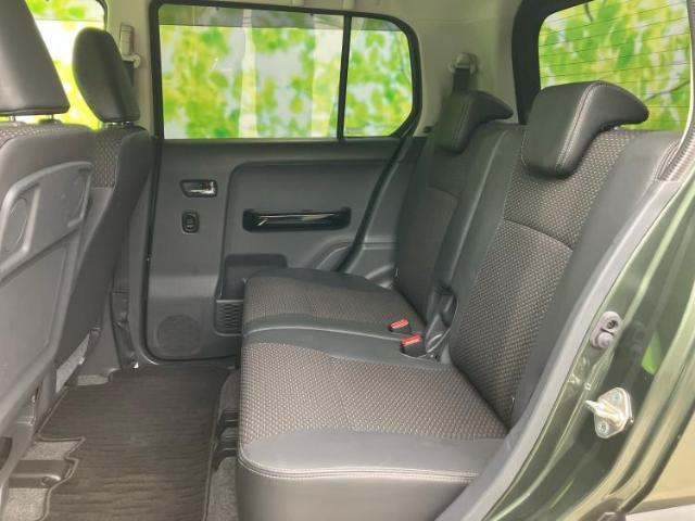 WECARSでは各商談席に大型モニターをご用意しております！見やすい大画面でゆったりと全国の在庫をご覧いただけます！是非ご来店お待ちしております！