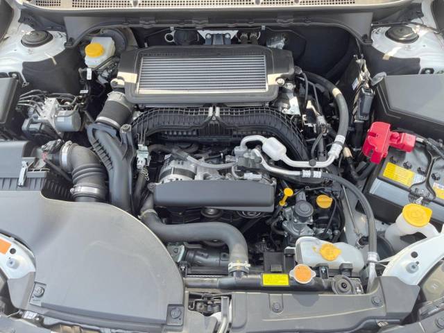 親切・丁寧な専門メカニックスタッフが応対！・車検・点検整備・事故等の修理などアフターサービスも安心。お車のカスタマイズもネクステージのサービススタッフまでご相談ください！
