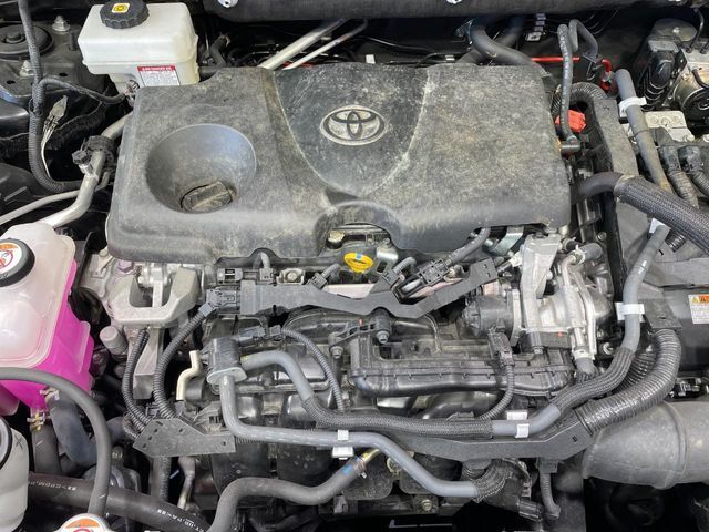 親切・丁寧な専門メカニックスタッフが応対！・車検・点検整備・事故等の修理などアフターサービスも安心。お車のカスタマイズもネクステージのサービススタッフまでご相談ください！