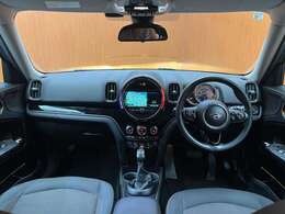 BMW、メルセデス、アウディといったドイツのプレミアムブランド中心とした、各種輸入車ブランドを同時に較べることができます。