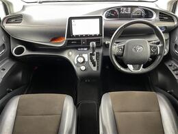 【インパネ全体】全方位で視界が広く、高い目線で運転もしやすいです！