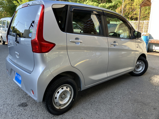 ●安心の「1年保証」●ディーラー含む全国3000店以上の提携先工場で無料修理できる安心の「1年保証」をご用意しておりますので、遠方の方でも安心してご購入頂けます。